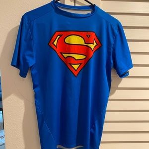 Mens X-Large Under Armor Superman Training compression shirt.
